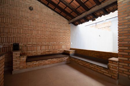 Casa de condomínio para alugar com 450m², 7 quartos e 3 vagas Casa de condomínio para alugar com 450m², 7 quartos e 3 vagasVaranda