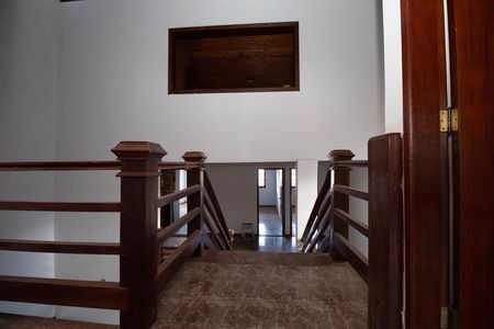Casa de condomínio para alugar com 450m², 7 quartos e 3 vagas Casa de condomínio para alugar com 450m², 7 quartos e 3 vagasCorredor