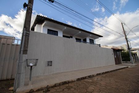 Casa de condomínio para alugar com 450m², 7 quartos e 3 vagas Casa de condomínio para alugar com 450m², 7 quartos e 3 vagasFachada