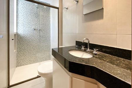 Apartamento para alugar com 100m², 3 quartos e 3 vagas Apartamento para alugar com 100m², 3 quartos e 3 vagasBanheiro da Suíte 2