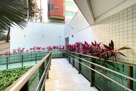 Apartamento para alugar com 100m², 3 quartos e 3 vagas Apartamento para alugar com 100m², 3 quartos e 3 vagasÁrea comum