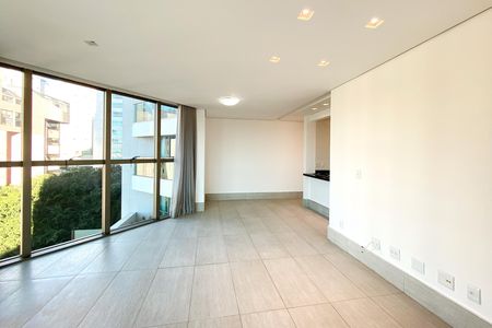 Apartamento para alugar com 100m², 3 quartos e 3 vagas Apartamento para alugar com 100m², 3 quartos e 3 vagasSala