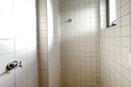 Apartamento para alugar com 100m², 3 quartos e 3 vagas Apartamento para alugar com 100m², 3 quartos e 3 vagasBanheiro de serviço