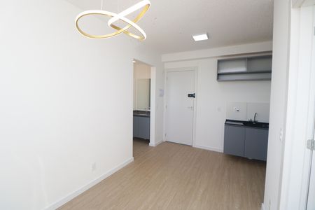 Apartamento à venda com 35m², 2 quartos e sem vaga Apartamento à venda com 35m², 2 quartos e sem vagaSala