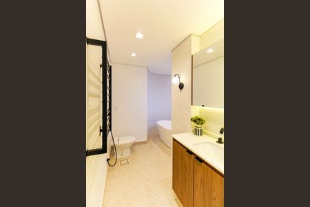 Apartamento à venda com 254m², 3 quartos e 5 vagas Apartamento à venda com 254m², 3 quartos e 5 vagasBanheiro da Suíte 3