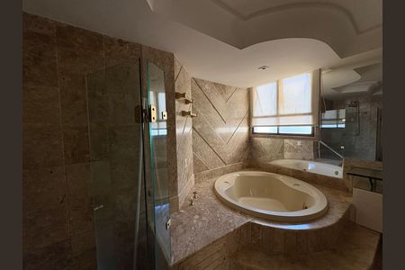 Apartamento à venda com 398m², 4 quartos e 3 vagas
