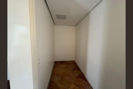 Apartamento à venda com 398m², 4 quartos e 3 vagas