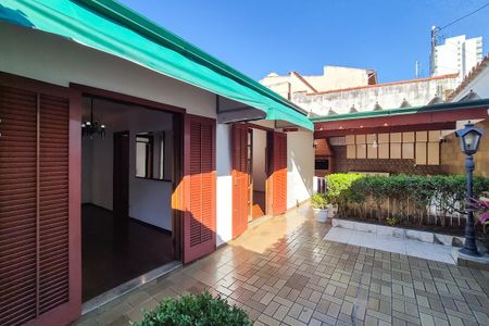 Quintal de casa à venda com 3 quartos, 173m² em Jardim Copacabana, São Bernardo do Campo