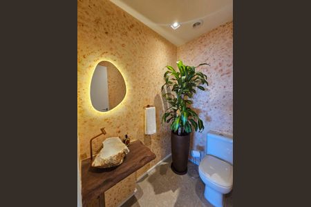 Banheiro de apartamento à venda com 2 quartos, 78m² em Alphaville Empresarial, Barueri