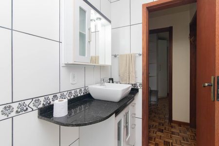 Apartamento à venda com 122m², 2 quartos e 1 vaga Apartamento à venda com 122m², 2 quartos e 1 vagaBanheiro