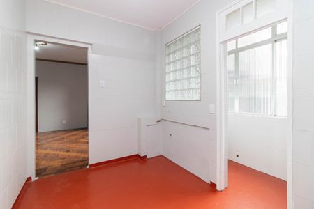Apartamento à venda com 88m², 2 quartos e sem vaga Apartamento à venda com 88m², 2 quartos e sem vagaCozinha e Área de Serviço
