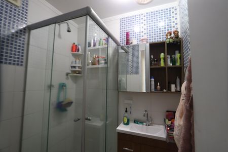 Banheiro de apartamento à venda com 2 quartos, 45m² em Vila Alpina, São Paulo