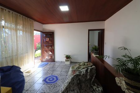 Sala de casa à venda com 3 quartos, 250m² em Km 18, Osasco