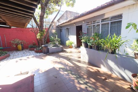 Área externa de casa à venda com 3 quartos, 250m² em Km 18, Osasco