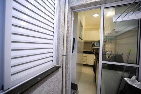 Casa à venda com 36m², 2 quartos e 1 vagaÁrea de Serviço