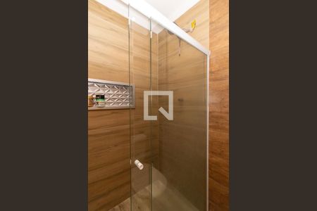 Banheiro social de casa à venda com 2 quartos, 42m² em Realengo, Rio de Janeiro