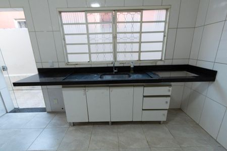 Casa para alugar com 170m², 3 quartos e 2 vagas