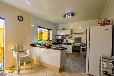 Casa à venda com 212m², 3 quartos e 3 vagas Casa à venda com 212m², 3 quartos e 3 vagasCozinha
