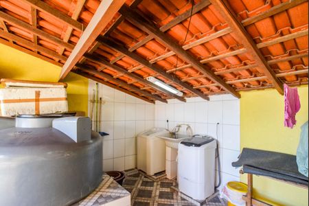 Casa à venda com 212m², 3 quartos e 3 vagas Casa à venda com 212m², 3 quartos e 3 vagasÁrea de Serviço