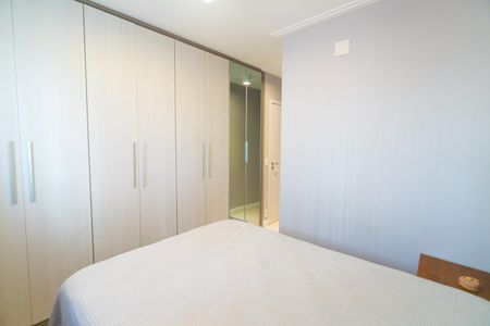 Apartamento à venda com 82m², 2 quartos e 2 vagas Apartamento à venda com 82m², 2 quartos e 2 vagasSuite