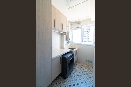 Apartamento à venda com 82m², 2 quartos e 2 vagas Apartamento à venda com 82m², 2 quartos e 2 vagasCozinha e Área de Serviço