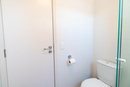 Apartamento à venda com 82m², 2 quartos e 2 vagas Apartamento à venda com 82m², 2 quartos e 2 vagasBanheiro da Suíte