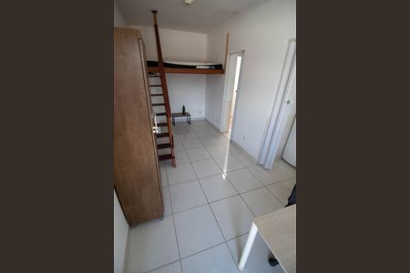 Studio para alugar com 21m², 1 quarto e sem vaga Studio para alugar com 21m², 1 quarto e sem vagaSALA/QUARTO