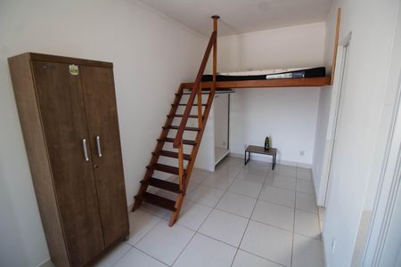 Studio para alugar com 21m², 1 quarto e sem vaga Studio para alugar com 21m², 1 quarto e sem vagaSALA/QUARTO