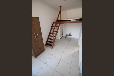 SALA/QUARTO de kitnet/studio para alugar com 1 quarto, 21m² em Cidade Universitária, Campinas