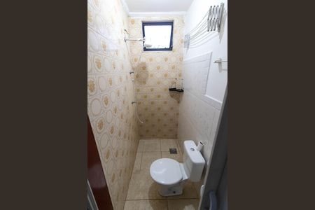Banheiro de kitnet/studio para alugar com 1 quarto, 21m² em Cidade Universitária, Campinas