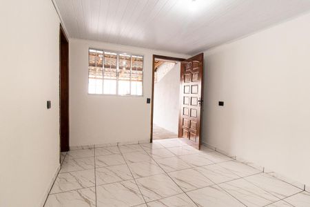 Casa para alugar com 80m², 3 quartos e 3 vagas Casa para alugar com 80m², 3 quartos e 3 vagasSala