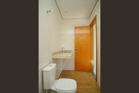 Casa para alugar com 404m², 2 quartos e 2 vagas Casa para alugar com 404m², 2 quartos e 2 vagasBanheiro do Quarto 2