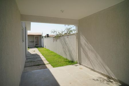 Garagem de casa para alugar com 2 quartos, 404m² em Chácaras de Inoã, Maricá