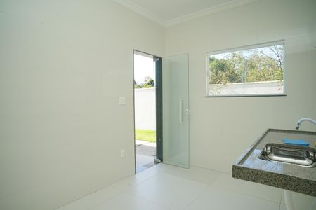 Cozinha de casa para alugar com 2 quartos, 404m² em Chácaras de Inoã, Maricá