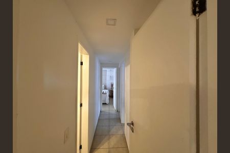 Corredor de apartamento para alugar com 3 quartos, 260m² em Recreio dos Bandeirantes, Rio de Janeiro