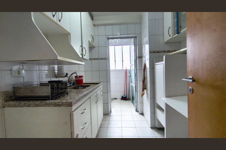 Cozinha de apartamento à venda com 2 quartos, 60m² em Vila São José, São Paulo