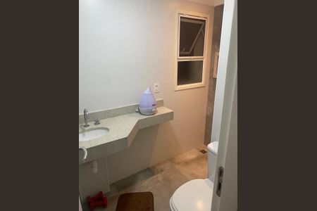 Apartamento à venda com 156m², 3 quartos e 3 vagas Apartamento à venda com 156m², 3 quartos e 3 vagasBanheiro