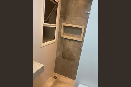 Apartamento à venda com 156m², 3 quartos e 3 vagas Apartamento à venda com 156m², 3 quartos e 3 vagasBanheiro