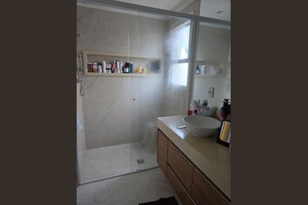 Apartamento à venda com 156m², 3 quartos e 3 vagas Apartamento à venda com 156m², 3 quartos e 3 vagasBanheiro