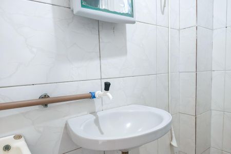 Banheiro de apartamento à venda com 1 quarto, 27m² em Centro, Rio de Janeiro
