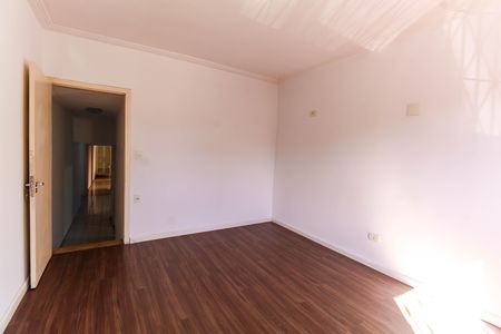 Casa para alugar com 155m², 2 quartos e 1 vaga Casa para alugar com 155m², 2 quartos e 1 vagaQuarto 1