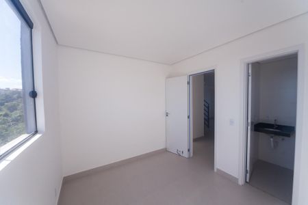 Apartamento à venda com 110m², 2 quartos e 2 vagas Apartamento à venda com 110m², 2 quartos e 2 vagassuite