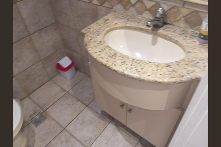 Apartamento para alugar com 185m², 4 quartos e 4 vagas Apartamento para alugar com 185m², 4 quartos e 4 vagasLavabo