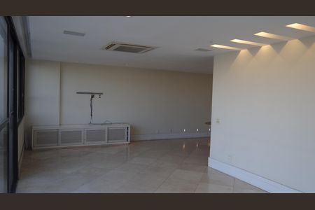Apartamento para alugar com 185m², 3 quartos e 4 vagas Apartamento para alugar com 185m², 3 quartos e 4 vagasSala