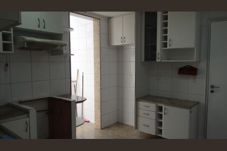 Apartamento para alugar com 185m², 3 quartos e 4 vagas Apartamento para alugar com 185m², 3 quartos e 4 vagasCozinha