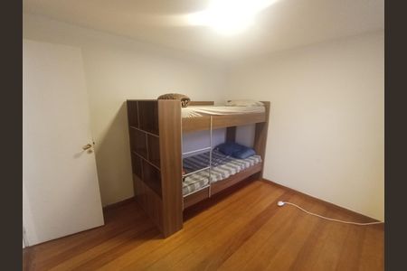 Apartamento para alugar com 185m², 4 quartos e 4 vagas Apartamento para alugar com 185m², 4 quartos e 4 vagasQuarto