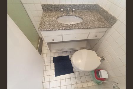 Apartamento para alugar com 185m², 4 quartos e 4 vagas Apartamento para alugar com 185m², 4 quartos e 4 vagasBanheiro