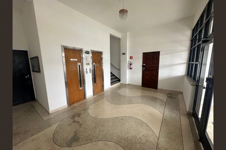 Hall de entrada de apartamento para alugar com 1 quarto, 40m² em Parque Prainha, São Vicente