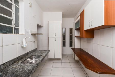 Cozinha de apartamento à venda com 2 quartos, 61m² em Sagrada Família, Belo Horizonte