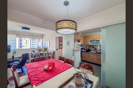 Apartamento à venda com 100m², 3 quartos e 1 vaga Apartamento à venda com 100m², 3 quartos e 1 vagaSala de Jantar